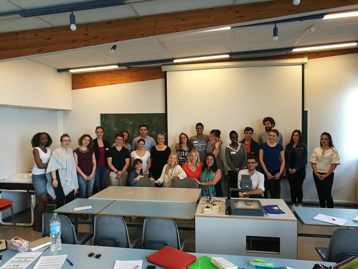 CommuMulti_ULB's tweet photo. #DebatingMulticulturalism2018 📢 has come to an end. Congratulations to all of you! 🎉 #Universalism #PoliticsOfRecognition #ULB https://t.co/MDV60LEj5F