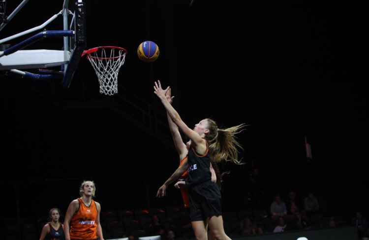 jazz_simmons's tweet photo. #3x3hustle what a great event. Future of this sport is exciting. Ready for round 2 🙏🏼 https://t.co/eE27GG1yQ3