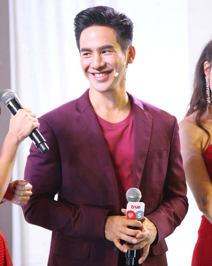 kslairna's tweet image. #โป๊ปธนวรรธน์
เป็นคนมีของมานานแล้วแต่ไฟส่องไม่ถึง วันนี้นางเดินไปทางไหนใครก็มอง นางฉลาด อีคิวดี ทุกครั้งที่ปรากฏต่อสื่อคือการปล่อยของ และนางสามารถเพิ่มมูลค่าตัวเองได้โดยที่ไม่ต้องมีใครมาอวย.