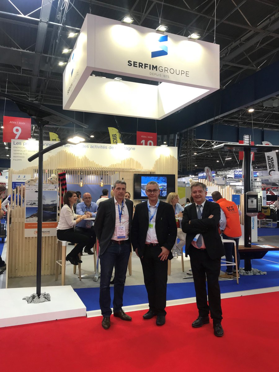 GroupeSERFIM's tweet image. Accueil de @laurentwauquiez sur le salon @MPlanet2018 le Vendredi 20 avril 2018.
Présentation des produits et services @GroupeSERFIM @SerfimTIC #Serpollet et #Caratelli
#MountainPlanet #environnement #amenagement #montagne