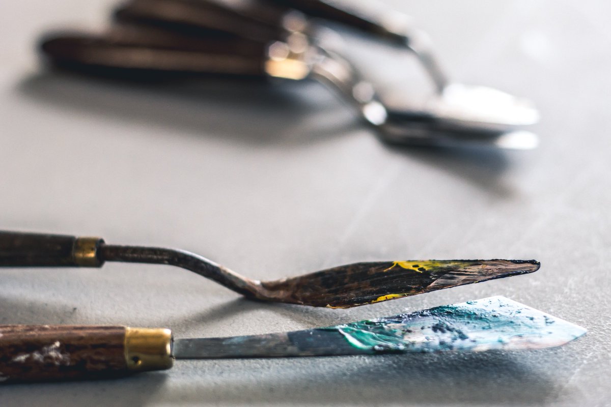 ArtLapnet's tweet photo. Palette knives... this is one of my big love in art. I often do layers; they are a reflection of my movements, thoughts, feelings. Palette knife is an expressive tool, allowing you to show the beauty of the paint, highlight the texture and build some great gestural movements. https://t.co/DuqhbBNvQz