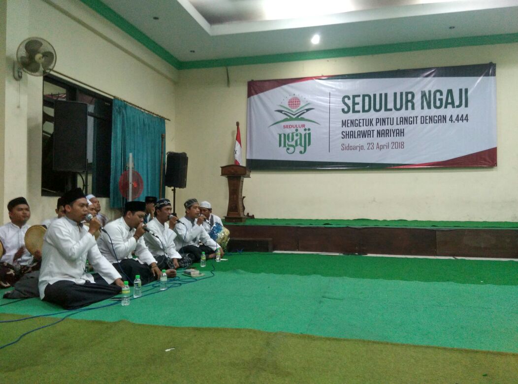 Mufidah_lestari's tweet photo. Ngaji yuk .. Untuk kemaslahatan bersama.
Demi terciptanya keamanan bangsa dan bernegara.

#LaskarSantriJenggolo
#SedulurNgaji
#LSJKecPrambon

@cakimiNOW
@Gusipul_ID
@GunturPuti
@halimiskandarnu
@HadiNgusman
@Cak_Benu
@Prabu_Dilan https://t.co/CxqZVqV9mp