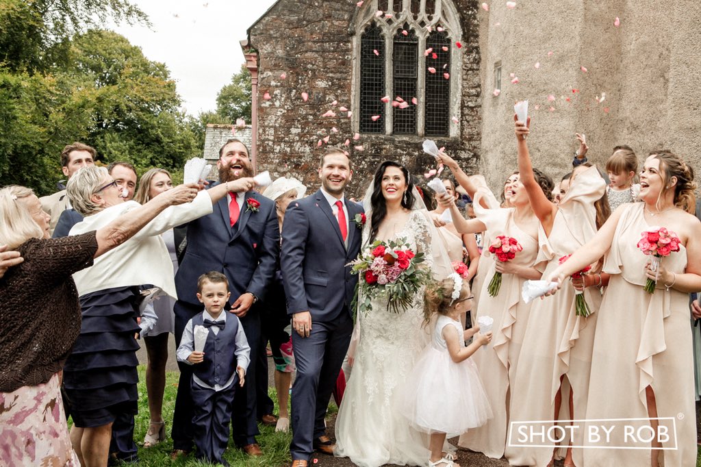 shotbyrob's tweet photo. #Wedding #photography across #Cornwall, #Devon &amp; #Somerset. Let me capture your special day. Deposit only £75 to secure the date! 📸👰🏻🎩🥂 #weddingday #weddingphotographer #weddingphotography #weddings #weddingplanning #weddingplanner https://t.co/ERXTae4Wlw