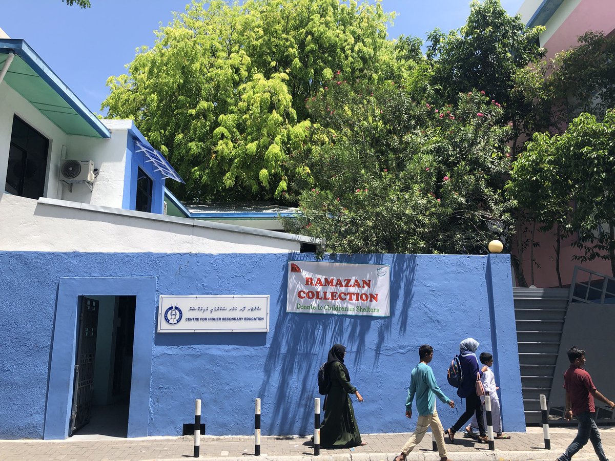 ARC_maldives's tweet photo. Small acts of kindness can go a long way. Donate gifts to children in shelters today from 15:00 to 17:00 at @CHSE_HighSchool. For more info please call 7799544 #RamazanCollection https://t.co/XwGjgpiaIe