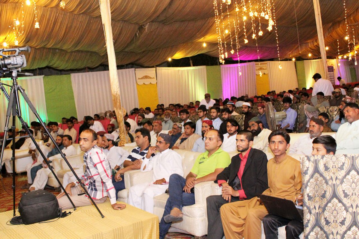 Zameeralihulio's tweet photo. تعلیم دان مختیار سموں کا کہنا تھا کہ 21 صدی کے جدید دور میں سندھ ایجوکیشن پروفائیل 16۔17 کے تازہ جاری کردہ رپورٹ کے  بیان مطابق سندھ کے42383 میں سے 31891 اسکولوں کی عمارت تسلی بخش ہے، جب کہ 15978 اسکولوں کی حالت غیر تسلی بخش ہے،
 @BBhuttoZardari
#AbAchiTaleemDoGeToVoteLoGe https://t.co/VxBmhByYhh