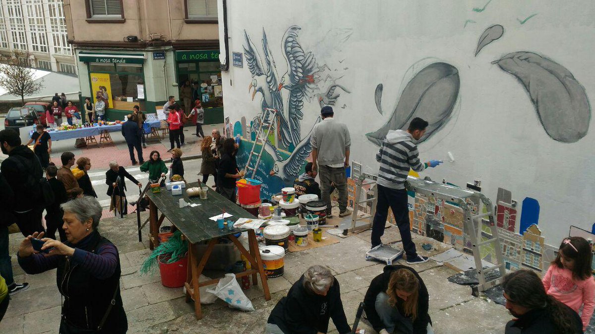 corunaparticipa's tweet photo. A pasada fin de semana @oasiscoruna mobilizou a veciñanza do barrio e tomou a rúa para humanizar o espazo público. Os proxectos e comunidades activadas polo #CoLabCoruna seguen a transformar A Coruña! https://t.co/B7muUX6ynb