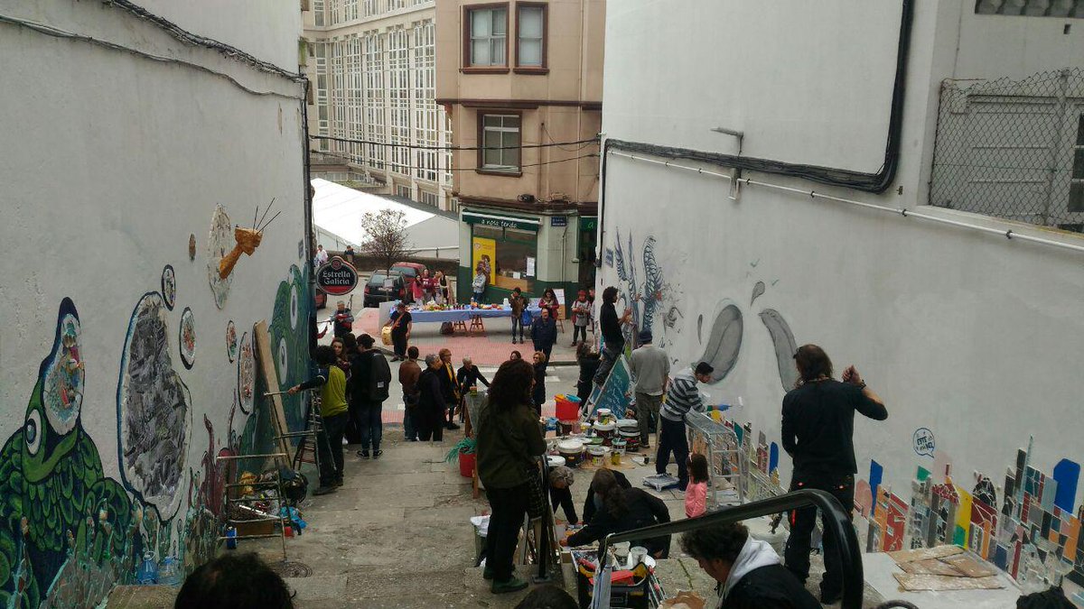corunaparticipa's tweet photo. A pasada fin de semana @oasiscoruna mobilizou a veciñanza do barrio e tomou a rúa para humanizar o espazo público. Os proxectos e comunidades activadas polo #CoLabCoruna seguen a transformar A Coruña! https://t.co/B7muUX6ynb