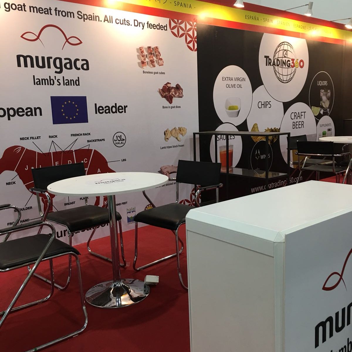 CyAMarkeTeam's tweet photo. Stand listo para #foodasia ahora a coger fuerzas para la semana que nos espera #cyamarketeam #CyATrading360 #murgaca #SDV #crisppie #Spain #export #Trading #Singapur https://t.co/Jv7tHj28Cr