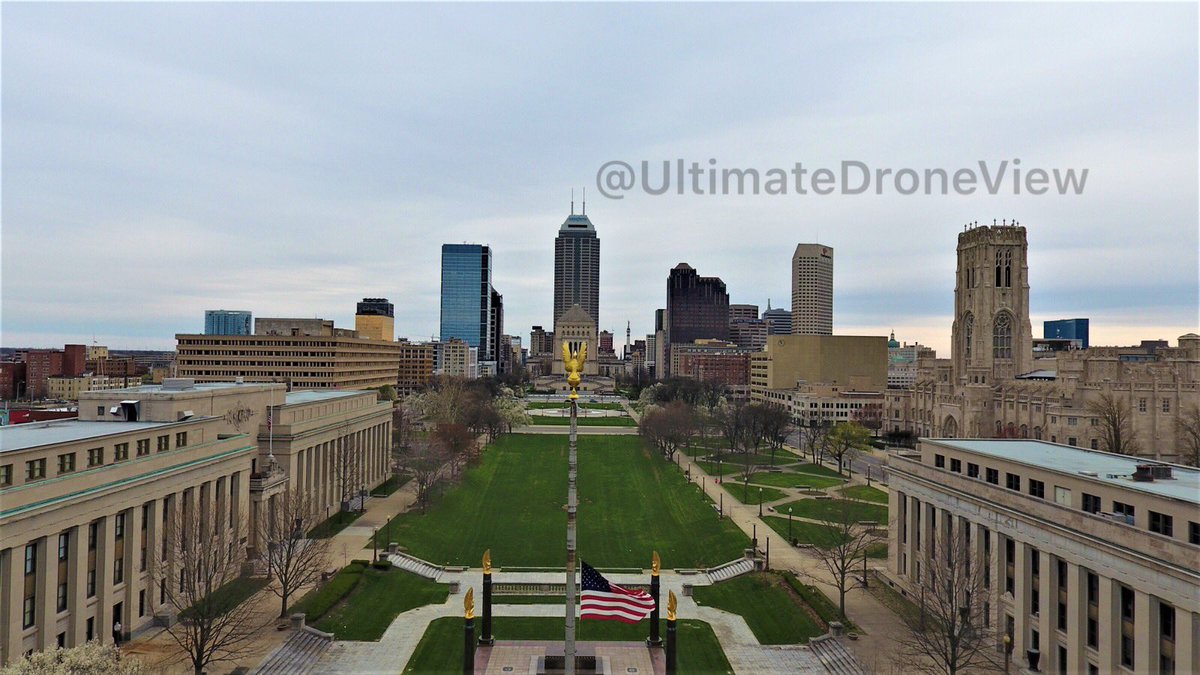 ViewUltimate's tweet photo. One of the most #beautiful views that #indianapolis has to offer. Like and Subscribe to see more great #photography 
.
.
.
.
#photooftheday #photoshoot #photographer #aerial #aerialphotography #ultimatedroneview #day #scenery #dronephotography #drone #dronestagram #indy #naptown https://t.co/TeL2hiWvkS
