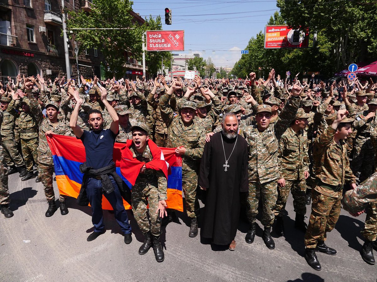 Протесты в Армении. 23.04.2018. День - Саргсян ушел в отставку 