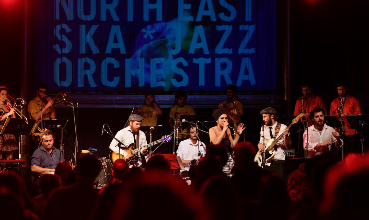 Brixton_Records's tweet photo. 25 abril
NORTH EAST SKA*JAZZ ORCHESTRA @ #Madrid
@salacaracol - 21:00
entradas ya a la venta: https://t.co/Kepj6aUb3m

#nesjo #ska #jazz #skajazz #rocksteady #BrixtonRecords #bigband #conciertos @neskajazz https://t.co/bWbzAVmBO1