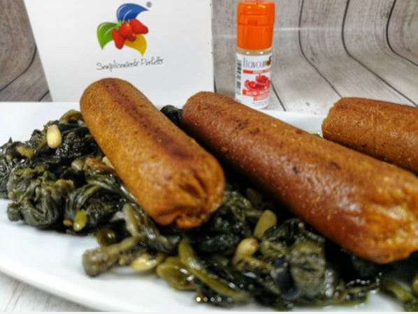 Flavourart's tweet photo. Si dice che la cucina è di per sé una scienza e sta al cuoco farla diventare arte..
E @Bascofrancesco l'ha fatto, creando questa appetitosissima pietanza VEGANA !
Grazie per farci venire l'acquolina in bocca tutte le volte !! https://t.co/dsOZArEvYK