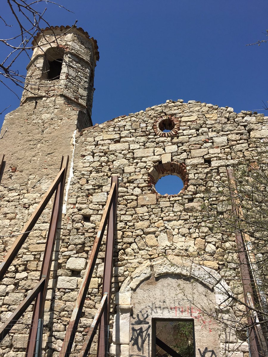 moxigeno's tweet photo. Hoy-13h especial #radiotrail sobre las Montañas de Prades: #Escalada,  #Senderismo #BTT y #Carrerasdemontaña todo el año. Escúchalo en https://t.co/0gHbn6NNn0 https://t.co/F4VphlchJD