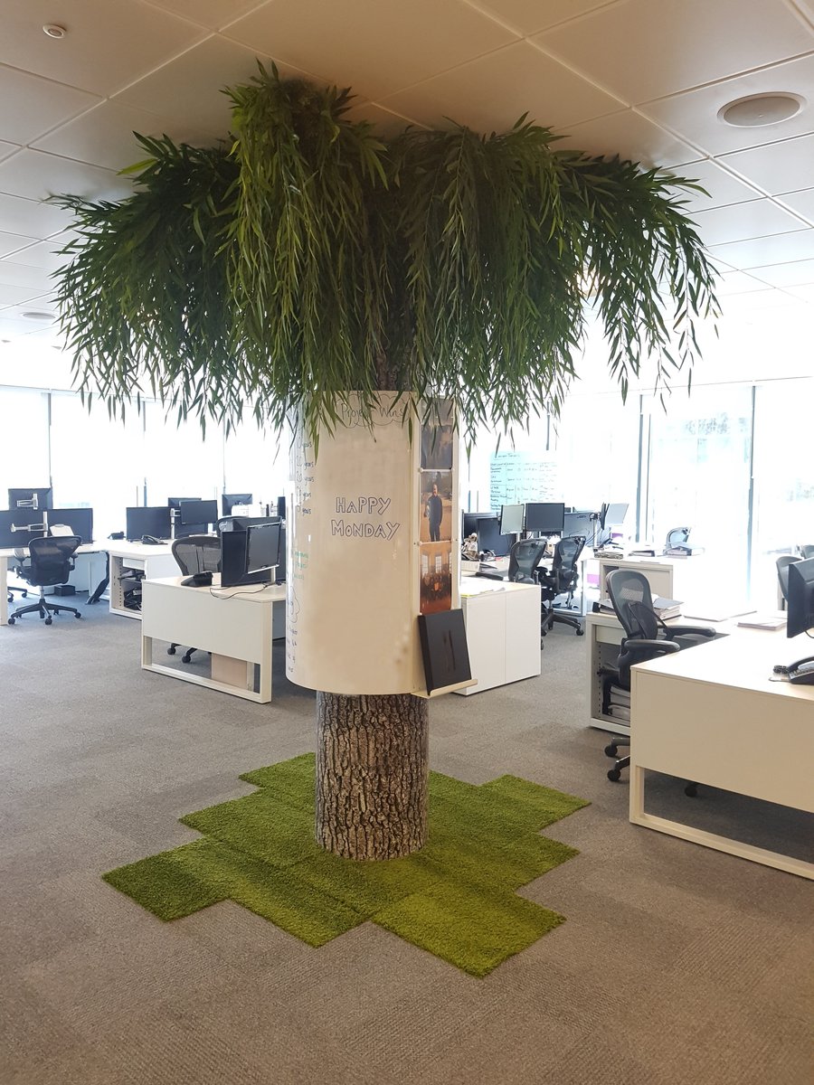 enterpriseplant's tweet image. #happymonday #simplebuteffective We transformed a regular office pillar into a pop up tree feature for @Overburyplc See some more of our latest projects here  ow.ly/hDvw30jyeVa
#interiordesign #officefitout