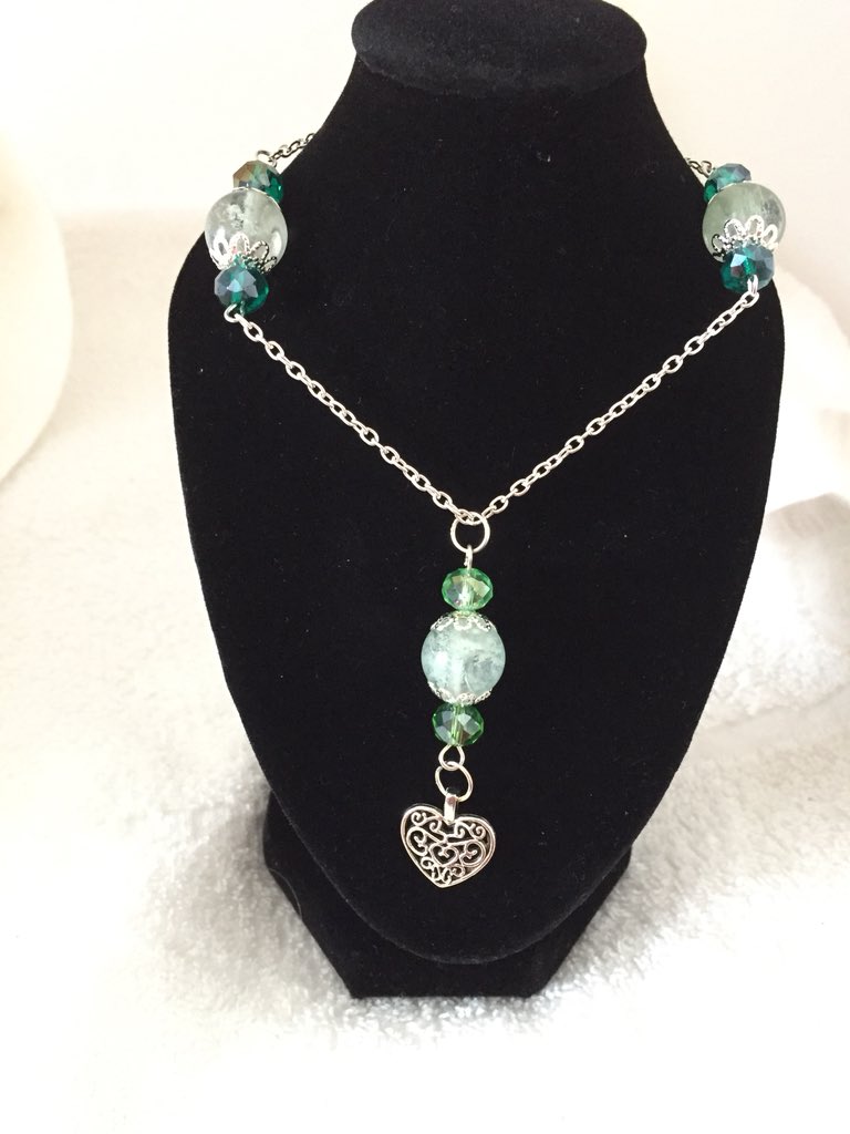 rkurchels's tweet photo. Green day https://t.co/F4exIFRkbz #greentea #greenmoss #quartz #silver #EarthDay #outdoors #naturelover #liveit #breathit #freshair #socialmediamarketing #socialanxiety #people#powerfull #Womaninbiz #smallbiz #etsyseller #etsylover #etsyteam #Craftbuzz #buzzing officewear #weatit https://t.co/wAyzegcbgT
