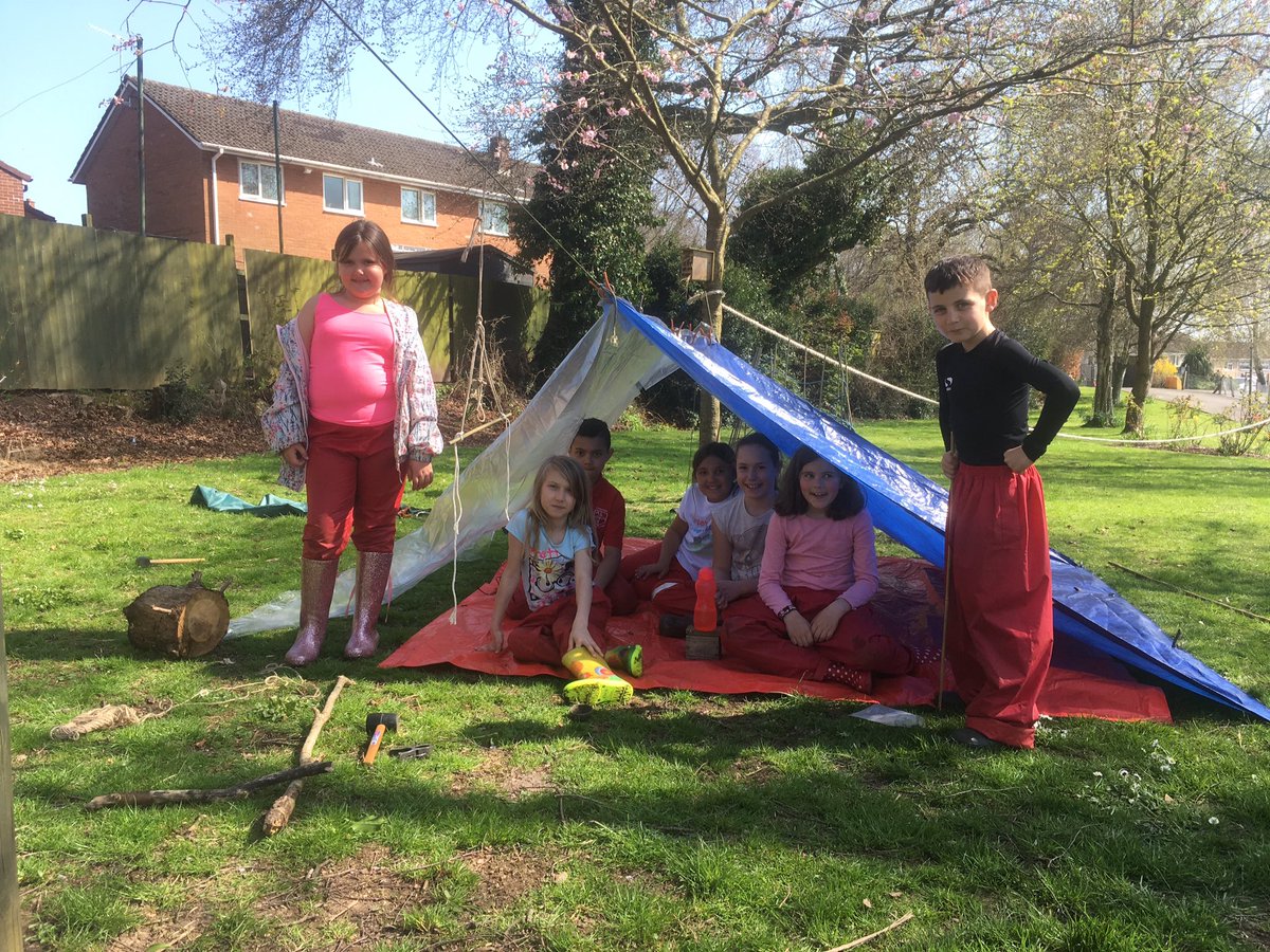 LlanyPrimary's tweet photo. Y4 Forest Schoolers 'Den Building' session. Some of the best we've had. Some whittling too. #forestschools #cyfleon #outdoorlearningwales https://t.co/ZcdEXvew4w