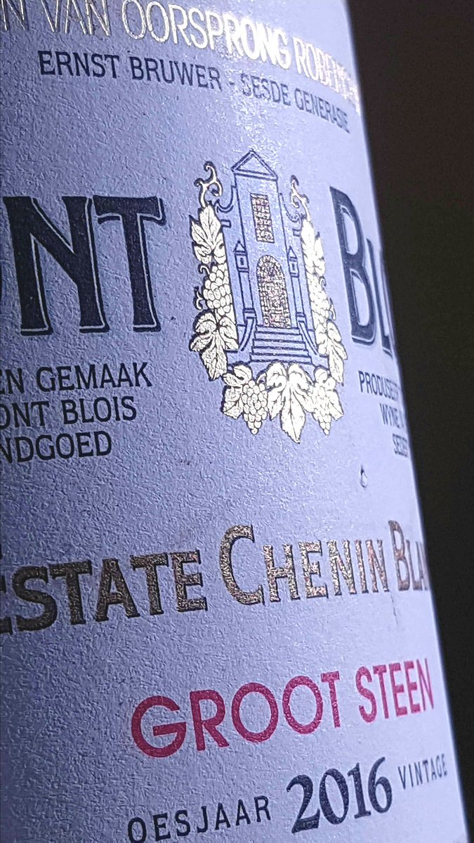 KarenJenkins113's tweet photo. #IamGroot !!  Love this wonderfully complex &amp; layered #singlevineyard #CheninBlanc  @MontBlois #Robertson #SouthAfrica #winelover https://t.co/56JVDygf1S