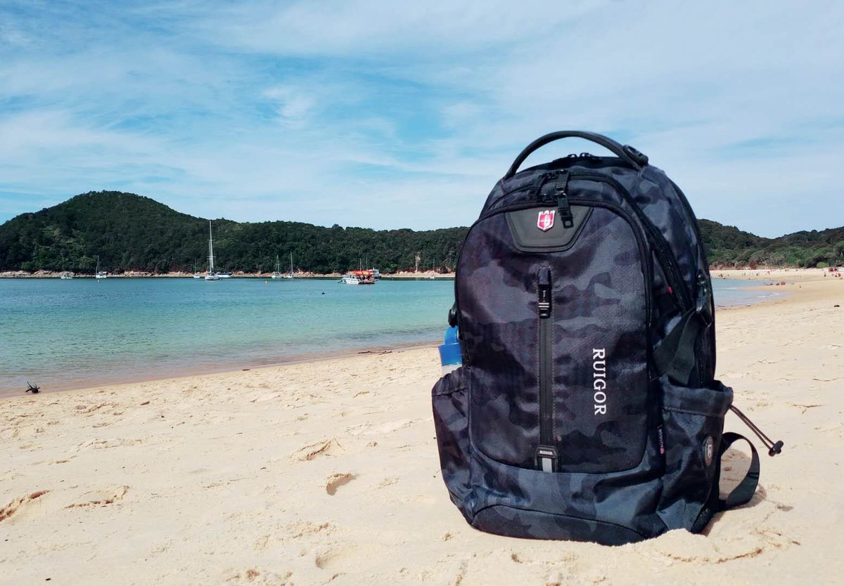 SwissRuigor's tweet image. #Ruigor on the Beach. Beautiful Ruigor backpacks picture from our customer. Join our #giveaway by using #backyourlifeup when post a picture of Ruigor backpacks on your social media. 
More: buff.ly/2vlmbcW
#Travelwithruigor #beach #bag #backpacks #like #travel #explore