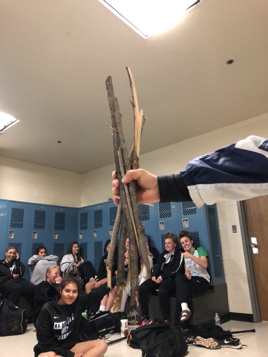 CVHS_Glax's tweet photo. Back at it! The first of 3 home games this week comes against Herndon tonight. JV at 6 and Varsity at 7:30. #GoCats #RiseUp #1TFG #WontBreak https://t.co/oiesbOMrDB