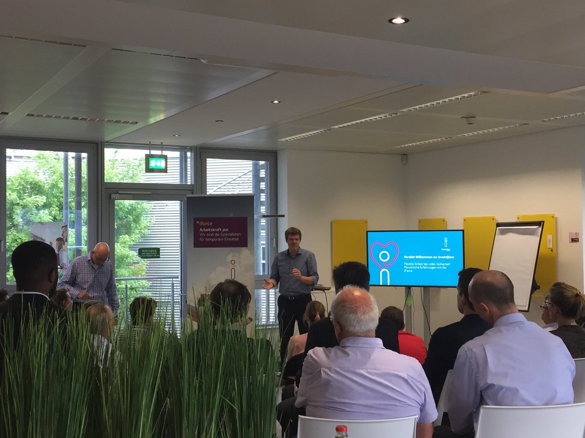 MarcWagner1975's tweet photo. #InnogizeOurWork - iow@break heute zur #iForce, die eine Flexibilisierung der Workforce ermöglicht &amp; Vorstellung konkreter Erfolgsbeispiele "Wir machen Beratung mit Familienanschluss!" so Herr Wiehe,Leiter der #iForce #NewWork @innogy @DirkSmikale @detecon https://t.co/nk6mSKq20m