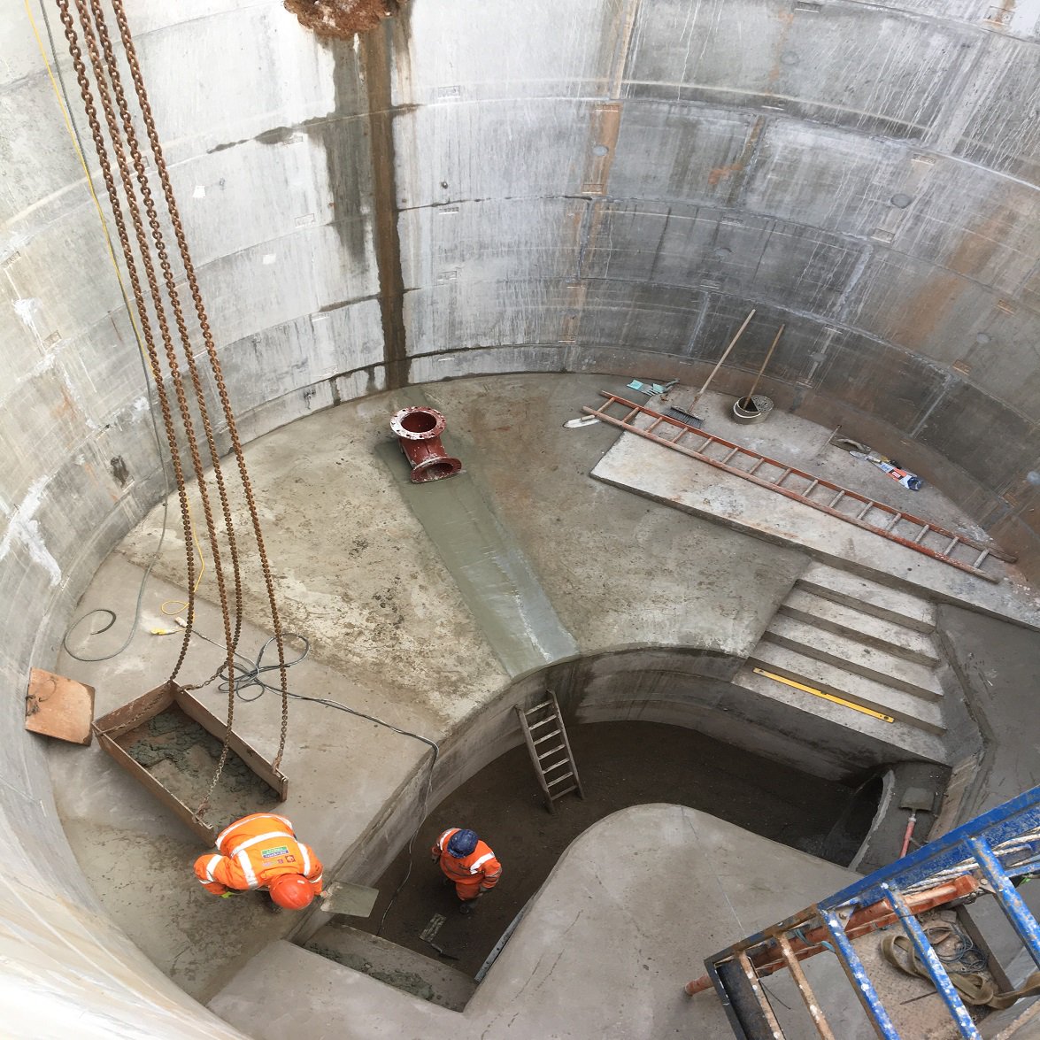 stwater's tweet photo. We're making great progress on our £60m improvement project in Newark.
Our tunnel boring machine #SiegeBreaker is now over 1.5km into it's subterranean journey, upgrading the network and helping to protect homes from sewer flooding. 
Stay up-to-date here:
https://t.co/TmbDJ4bzQc https://t.co/BVwXoQYqrb