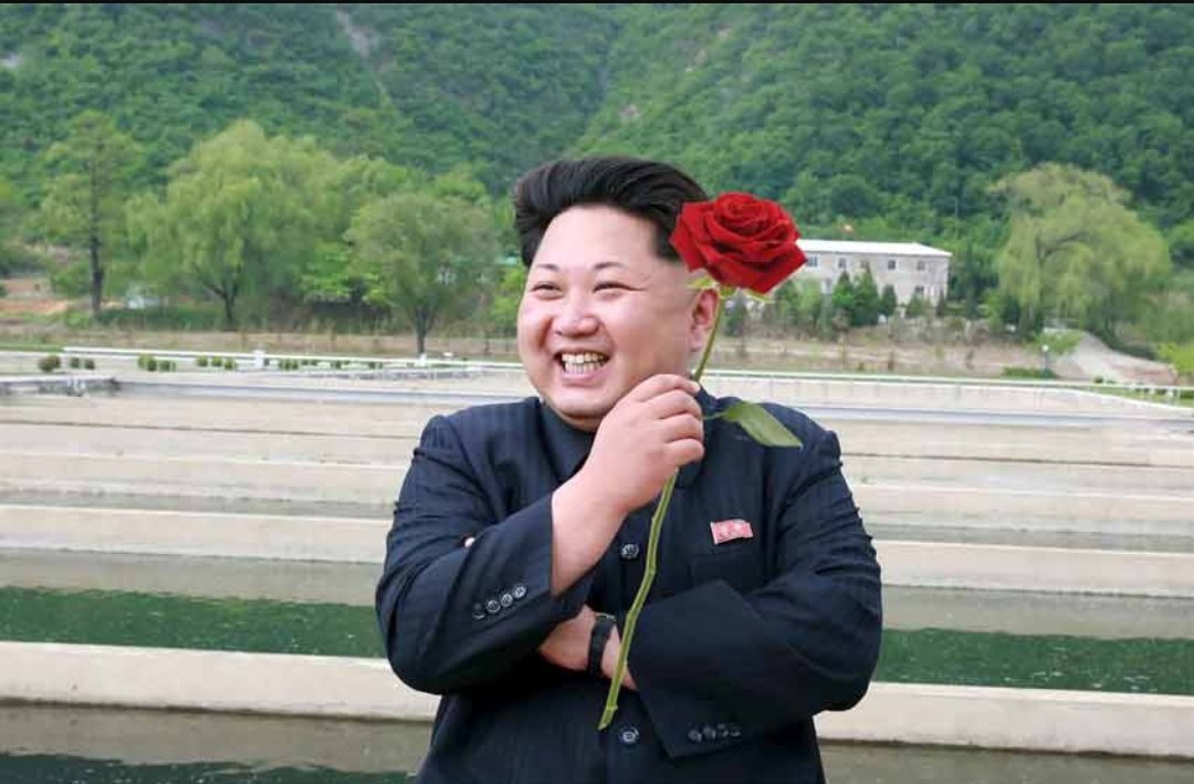 Des de l'ambaixada de la República Popular Democràtica de Corea a Sant Esteve de les Roures us desitgem una feliç diada de Sant Jordi. #SantJordi2018

Cordialment: Kim Mon-Zo