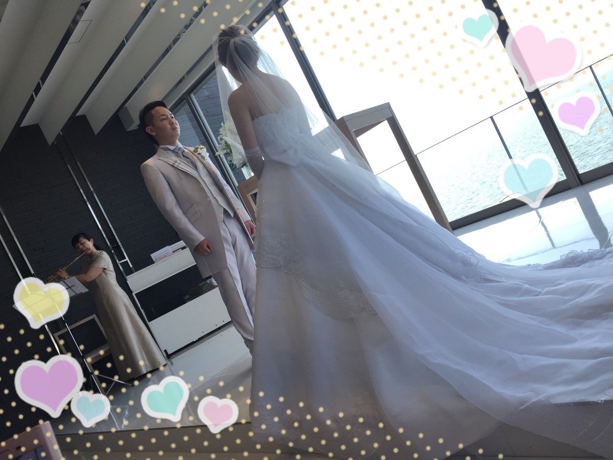 n73_sa8's tweet photo. 昨日は、姉ちゃんの結婚式💒
4人でのサプライズ退場もあって、素敵な結婚式でした✨✨
これからも末永くお幸せに💕 https://t.co/Kn5SQz0ig5