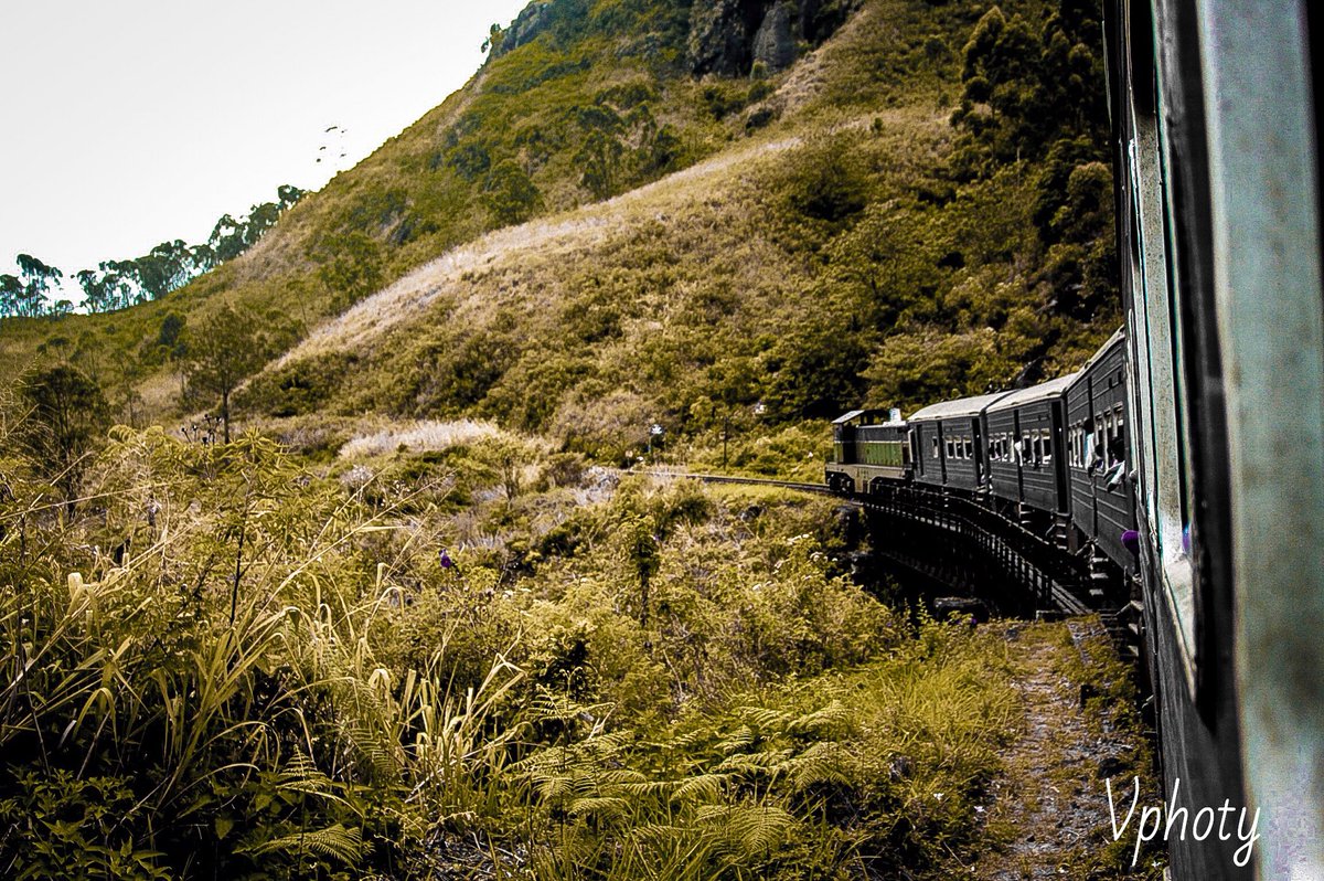 varnasuthan1104's tweet photo. #srilanka #travel #dairy #nature #capturelanka #lanka #trips #train #visitsrilanka #beauty #lankan #traveller #traintravel #srilankatrips #canon #vphoty #photography https://t.co/ZOI3fcBZDx