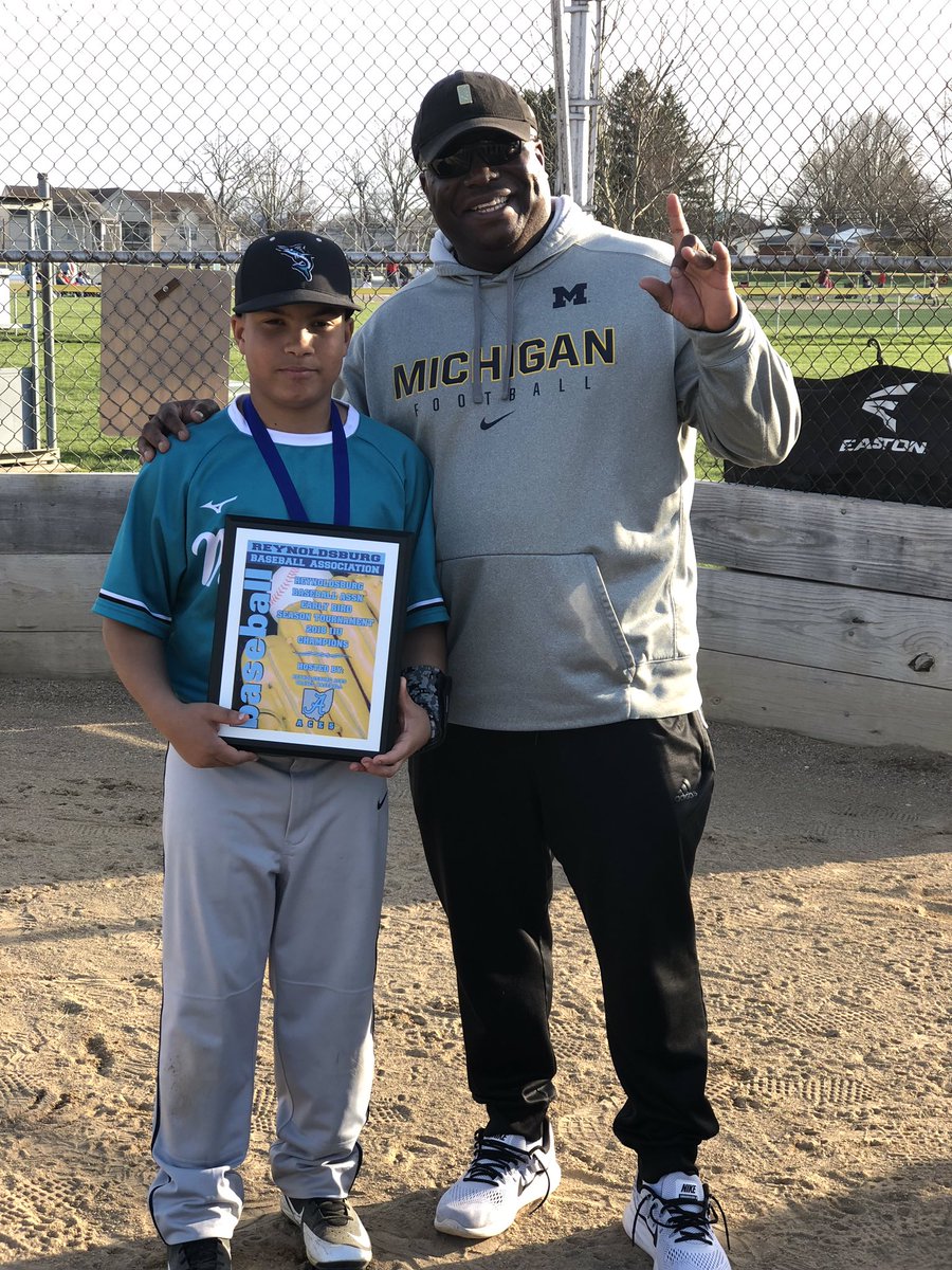 FairfieldMarlin's tweet image. That's my family right there! Love me some Phillips family!! #MarlinFam #LearnToday #LearnHardWay