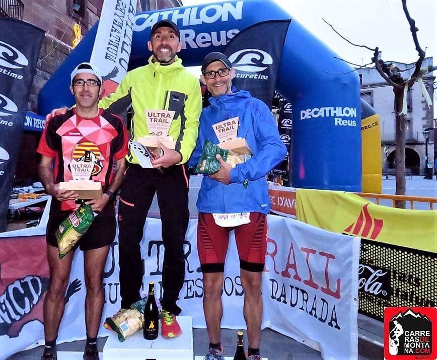 moxigeno's tweet photo. VÍDEO: ¿Que se siente al ganar una #ultratrail? Jordi, Gemma y Francesc nos cuentan desde la meta del #UTMCD en Prades como vivieron su carrera > https://t.co/QKAcJhrOuq https://t.co/ZTx5VhEvBm
