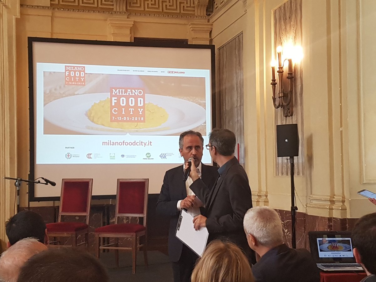 TuttoFoodMilano's tweet photo. Si puntano i riflettori sull'#innovazione con @SEEDSandCHIPS (7-10 Maggio). Ospiti d'eccezione @JohnKerry, segretario di stato USA con #Obama, e #HowardSchulz Executive Chairman di @Starbucks
#MilanoFoodCity @_MarcoGualtieri https://t.co/ZDLSxxvrxm