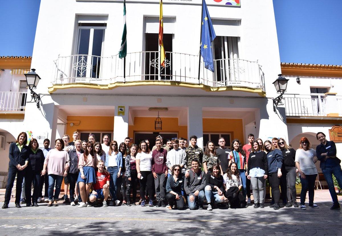 juventudmlg's tweet photo. Jóvenes del programa #EuropeSplash de Teba @AytoTeba han participado en el Intercambio Juvenil Multicultural Sound celebrado en el Centro de Innovación Social La Noria @lanoria_mlg . Toda la información sobre la actividad en la web de @diputacionMLG : https://t.co/FsJdjoKfCk https://t.co/tqh16RDNyp