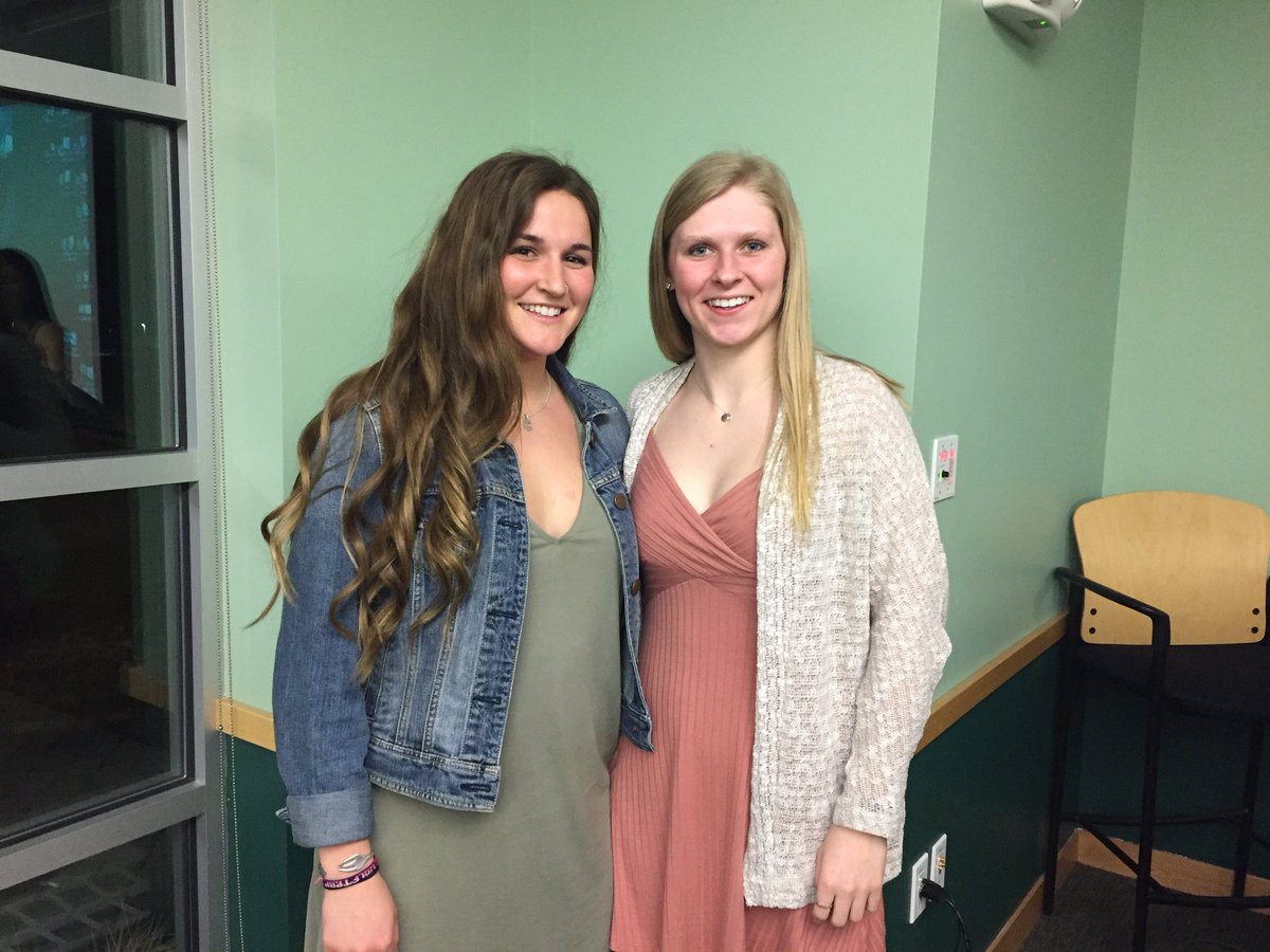 CastletonWhky's tweet photo. Last week’s RECAP: The Spartans celebrated the ‘17-‘18 season at the End of Year Banquet. 
Award Winners:
Rookie of the Year: Ali Stevens 
Most Improved: Jade Remillard 
Scholar Athlete: Rylie Wills
Spartan Award: Hannah Rose
MVP: Hannah Rose
‘18-‘19 Captains: Remillard &amp; Briand https://t.co/OVokdzjzWU