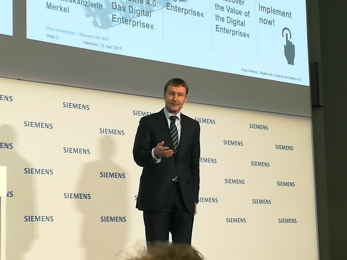 Klaus Helmrich <a href="/Siemens/">Siemens</a> <a href="/hannover_messe/">HANNOVER MESSE</a> : „Mit dem Digital Enterprise erreichen unsere Kunden schon heute – und das im laufenden Betrieb – höhere Flexibilität, kürzere Time-to-Market, größere Effizienz und bessere Qualität.“ Mehr <a href="/MaschinenMarkt/">MM MaschinenMarkt</a>