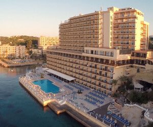 Judi_Moore's tweet photo. The official countdown has begun as I head off Saturday ✈️😊☀️#SentidoCalaVinas #PTACONF2018 https://t.co/nOn4hfcvPc