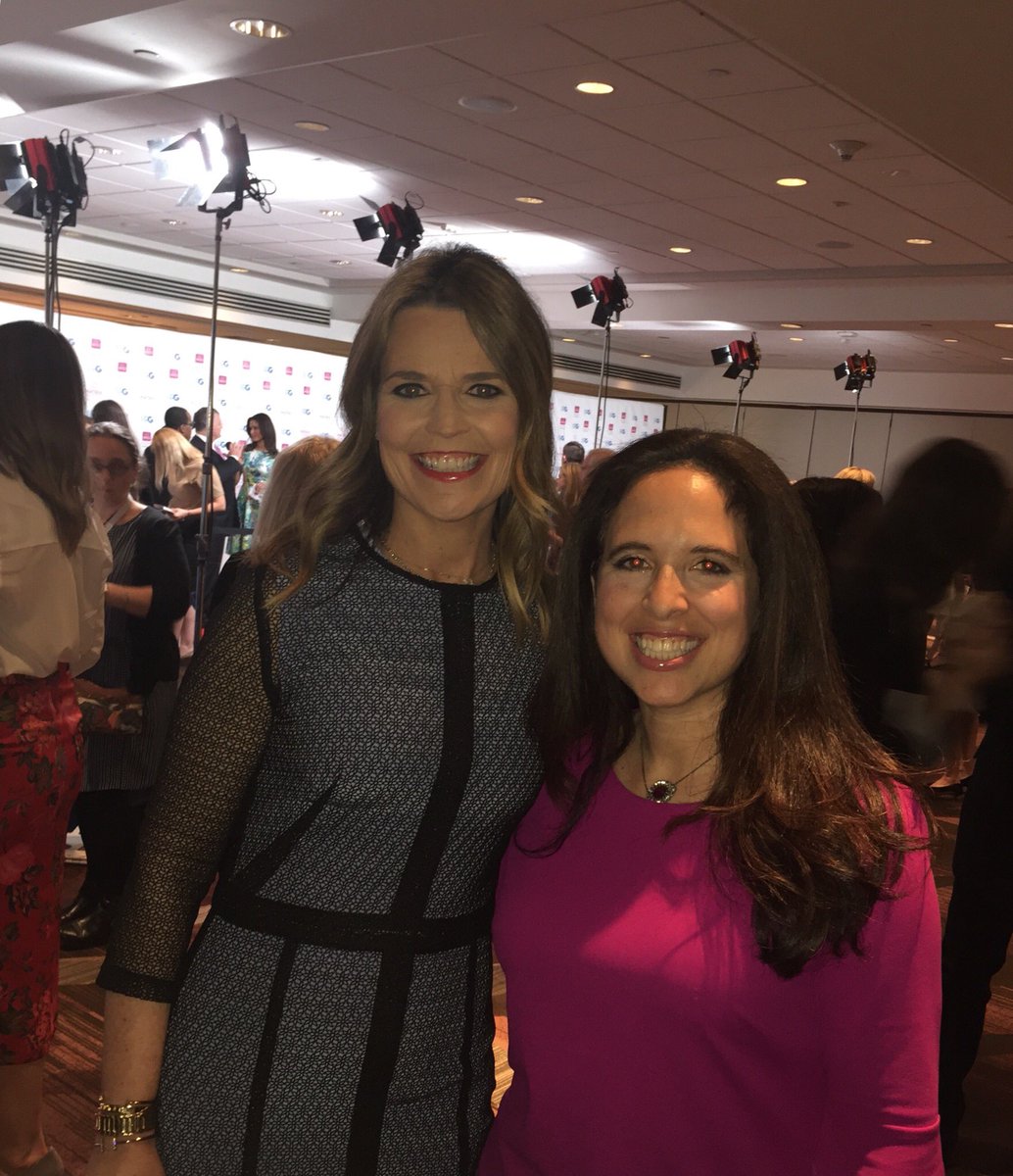 vickisalemi's tweet image. Matrix Monday! Red carpet convos with Savannah Guthrie before the powerhouse luncheon. #matrix18