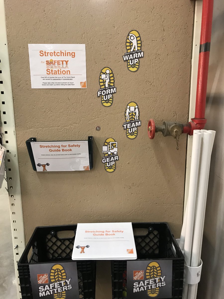 THD3103's tweet photo. The MAPM dynamic duo “Montana Bob” and Mik getting their stretch and flex on. #PACNWSTARTSAFE @Sharrcasm https://t.co/6jAtSORdiP