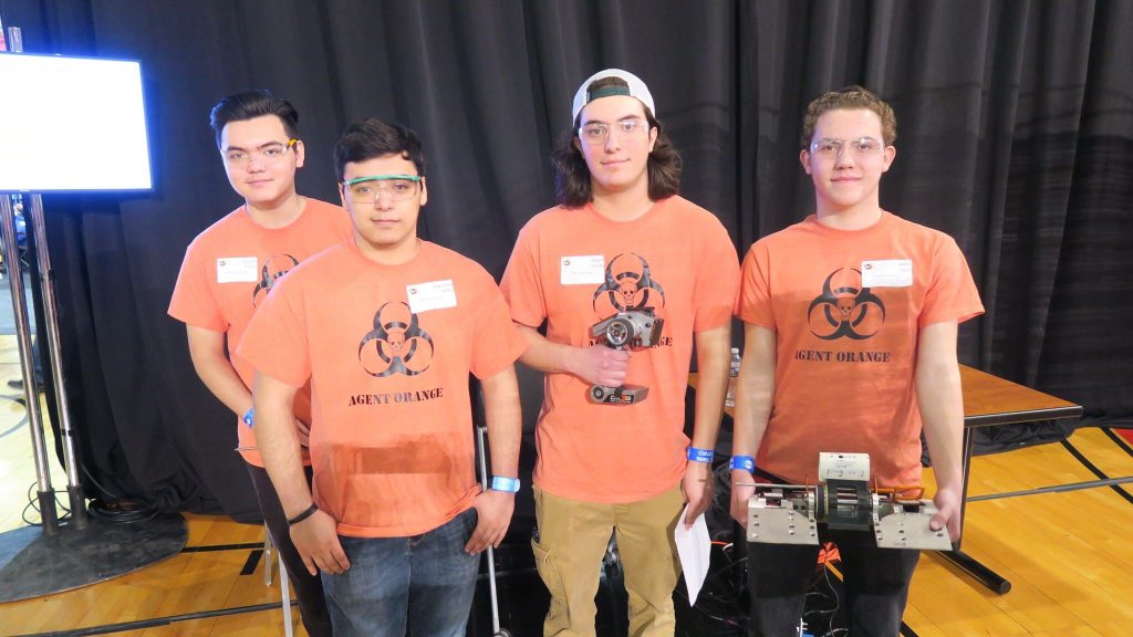 BotsIQSWPA's tweet photo. Some highlights from the 2018 BotsIQ Final Competition at @CalUofPA! Congratulations to all of the competing teams on a great year! #SWPABotsIQ https://t.co/23kq8ZoYOS