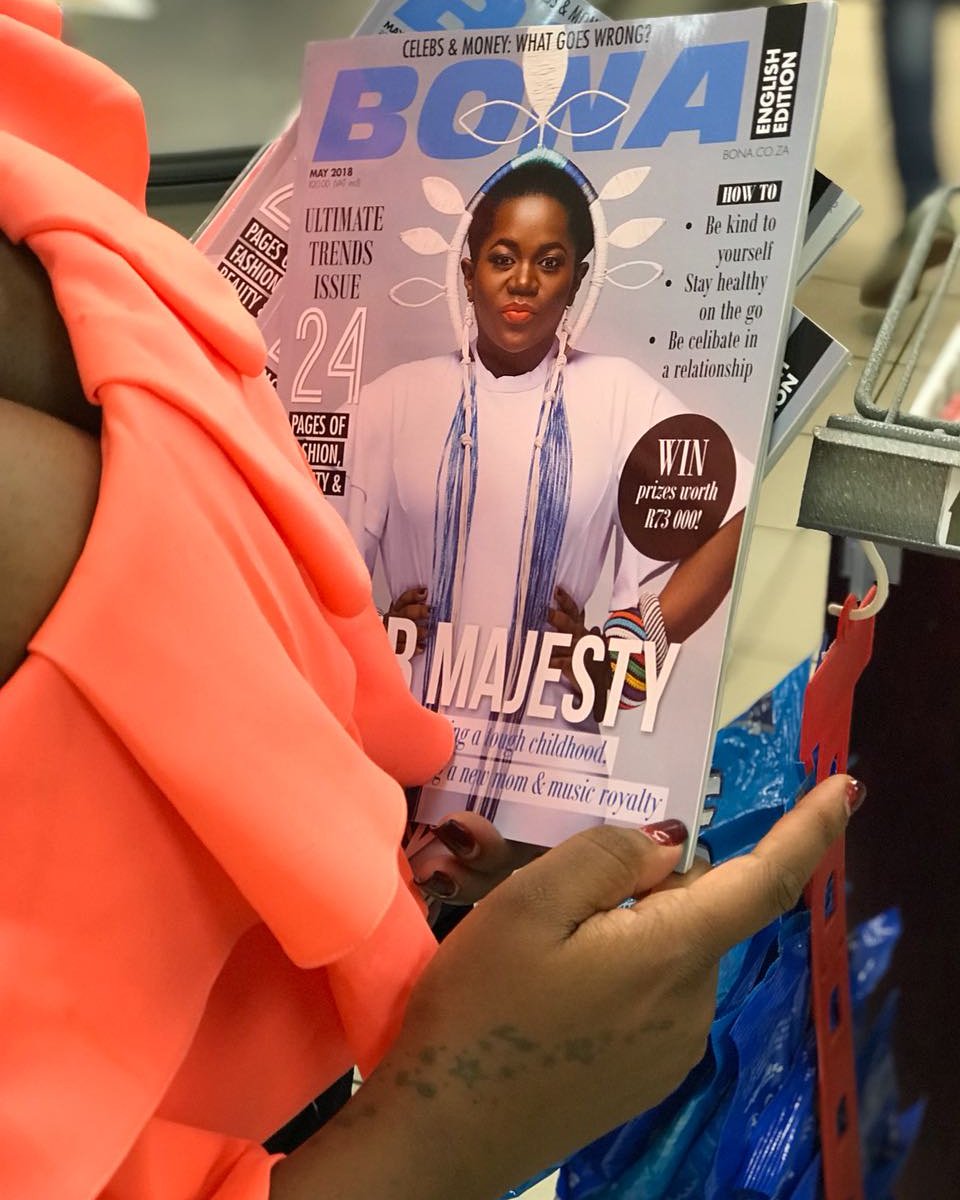 busiswaah's tweet photo. It's about the girls who've been told the things I bn told:"u too big", 😁 "🤣"what will u do if u run out of ideas?",😭"we don't design plus-sizes".Well 5 years in the industry &amp;one thing I know for sure: I'M ENOUGH!! YOU're enough💐 #CovergirlChronicles #BonaMag #MayIssue2018 https://t.co/OrGjY31SCT