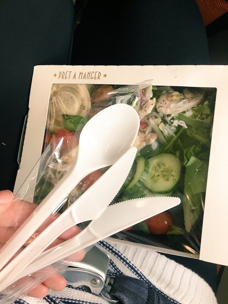 adriana_eloise's tweet photo. Isn’t it ironic.. when allll you neeeeed is a fork. 🎼 #capitalisers on tour. 🥦🥒🍏 https://t.co/dcMzsb0wST