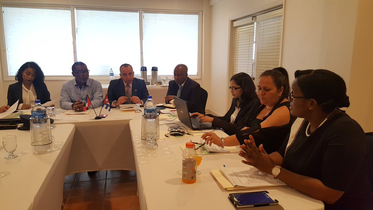 SoberonGuzman's tweet image. We are celebrating this IV Round of Talks on Migration after #EEUU  adopted unilateral measures to obstruct  regular flow of travellers  between #Cuba and that country, this fact affects directly the  relationship and communication of Cuban&apos; s families #RegularMigration