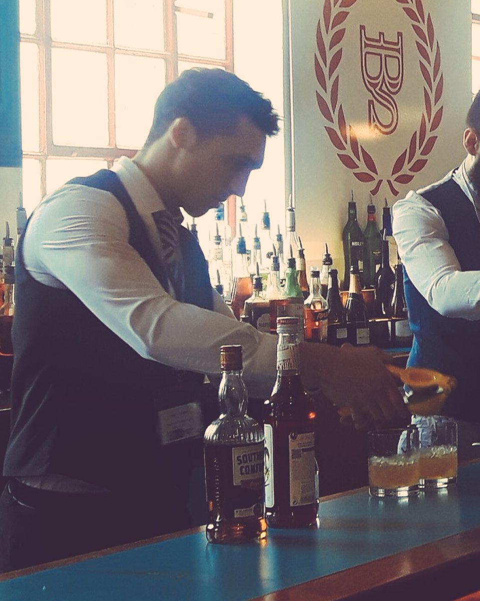 macneanhouse's tweet photo. Best of luck to one of our Barmen, Conor who is competing in the @absolutvodka @restawards #LiveCocktailCompetition in @DubBarAcademy today 🍹🍸 https://t.co/GA6mjnbkJf
