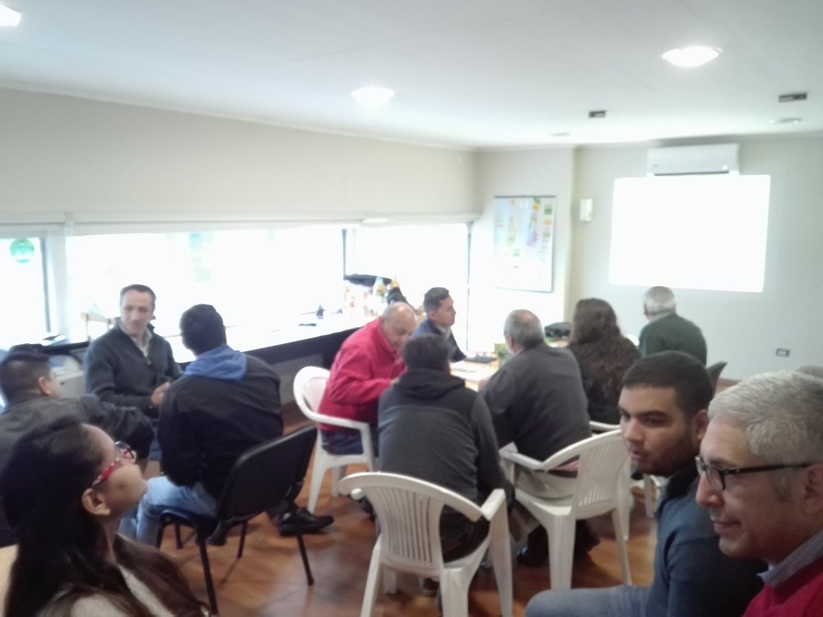 eistcl's tweet photo. Personal de EIST en capacitación de "Orientación en prevención de riesgos" juan a @PrevencionACHS . https://t.co/z7vq8NMhjQ