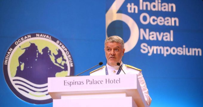 Iran's tweet photo. Maritime security, a global issue: Iran Navy cmdr
#Iran #IranNavy #IONS #IONS2018
https://t.co/MnV9pObgSj https://t.co/A7kOT4TwGb