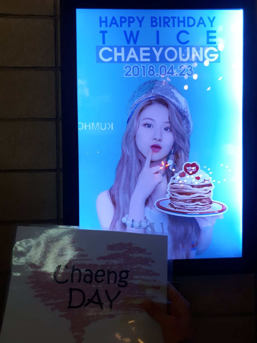 Chae_Tw's tweet photo. 생일 축하해요
2018년23월04일 , 월요일
베트남 원스가 : 
- 사랑하고....
- 좋아하고....
- 감사합니다 <3
#HappyChaengDay 
#HappyChaengDay 
#ChaengDAY https://t.co/491f4odhV5 https://t.co/8MLDT6n7Z1