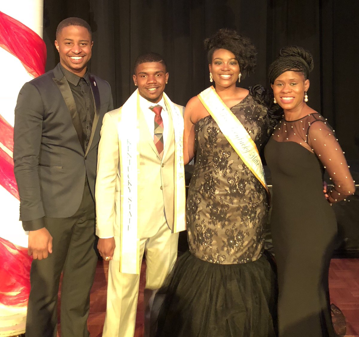 KYSU_CampusLife's tweet photo. CONGRATULATIONS TO OUR 25th MISTER KENTUCKY STATE UNIVERSITY and 89th MISS KENTUCKY STATE UNIVERSITY ‼️2018-2019 ROYALTY ON THE HILL #KSUForward #MyHBCU #HBCUKings #HBCUQueens #CampusLife 🐎🐎👑👑 https://t.co/uunjz88kZx