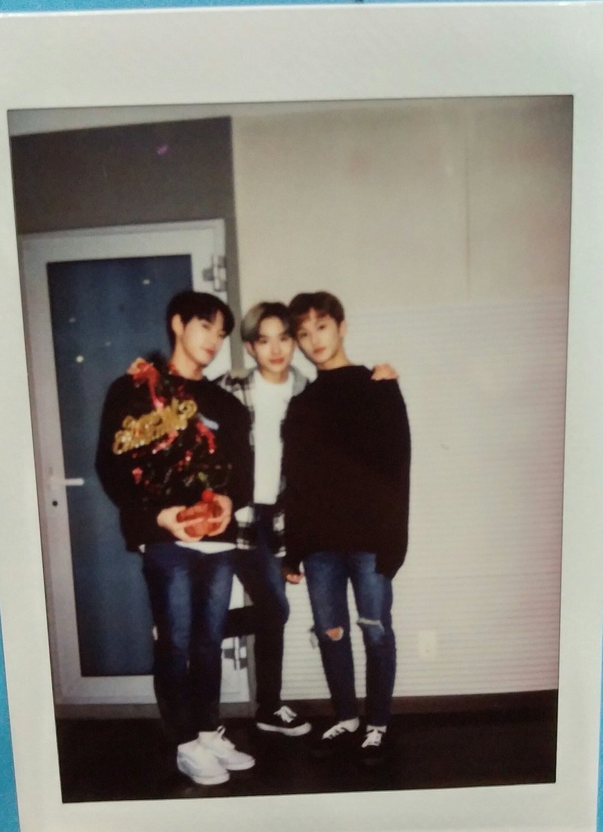 Pnctzen1's tweet photo. พ้อยขาเเบบนี้คงเป็นท่าประจำไปเเล้วสินะ
#JUNGWOO #정우 https://t.co/k00o8bK7JA