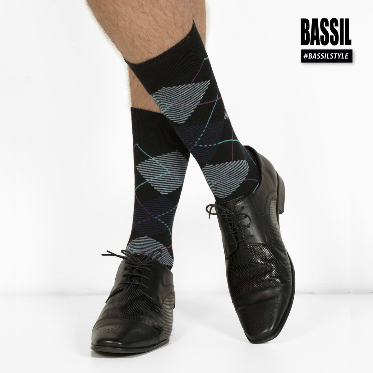 Bassil_Ec's tweet photo. Empieza la semana con el pie derecho y con nuestras medias BASSIL. 💪😉.
¡Un buen inicio de semana!! #FelizLunes #BassilNewCollection #Medias #Calzado #Shoes https://t.co/QK3UTcC0R5