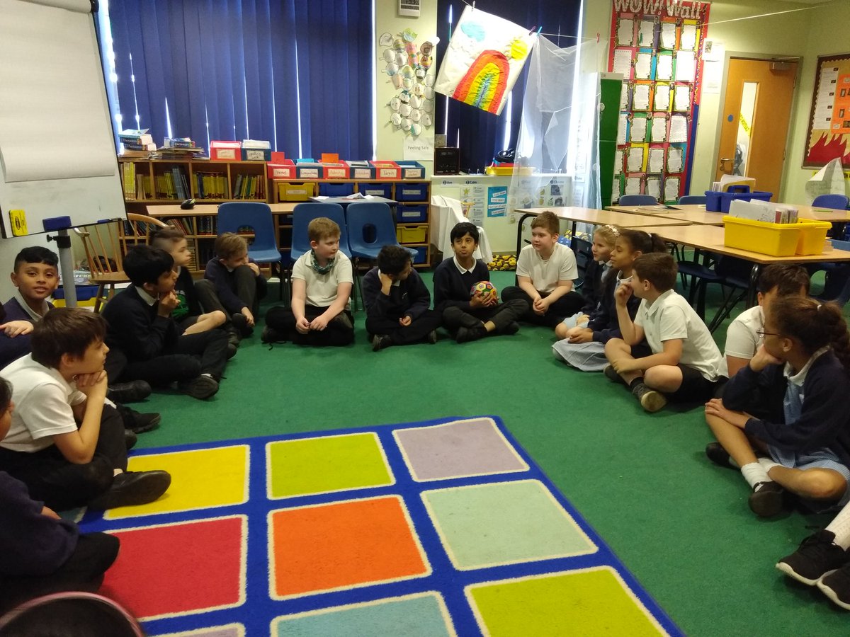 MrSoulBFS's tweet photo. Super circle time in 5 Elder. Great start to the week! @HeadBeechfield @PastoralTeam1 https://t.co/qtKr0VbTyk