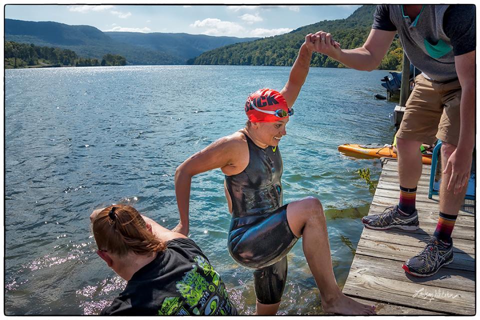 One week remaining to #fuel Sandra Frimerman-Bergquist to the 2018 #FINA Open Water Circuit! Make sure to check out her awesome #DreamTiers before they're gone!  #DreamBig dreamfuel.me/campaigns/224